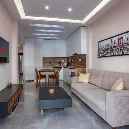 Luxury Downtown Apartment E1 Солун Екстериор снимка