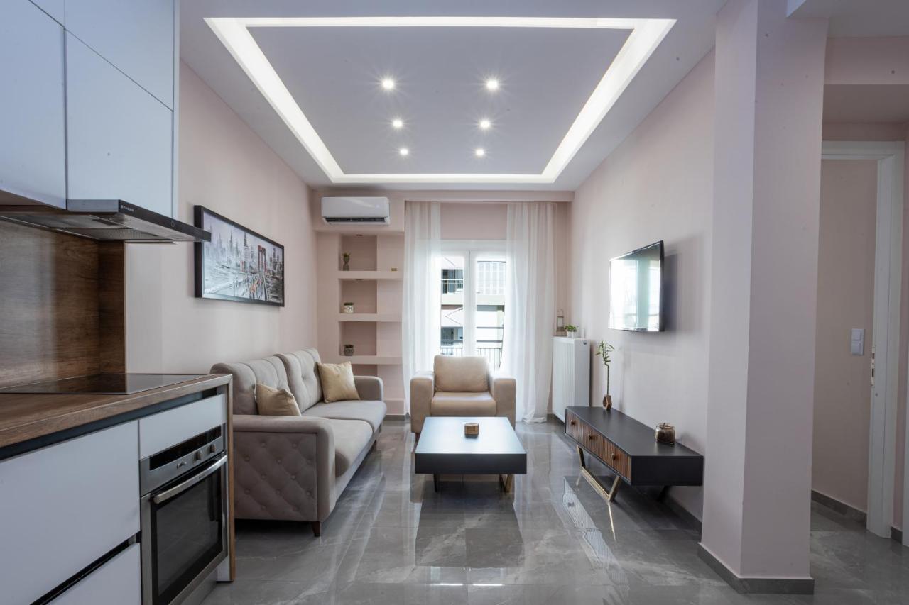 Luxury Downtown Apartment E1 Солун Екстериор снимка